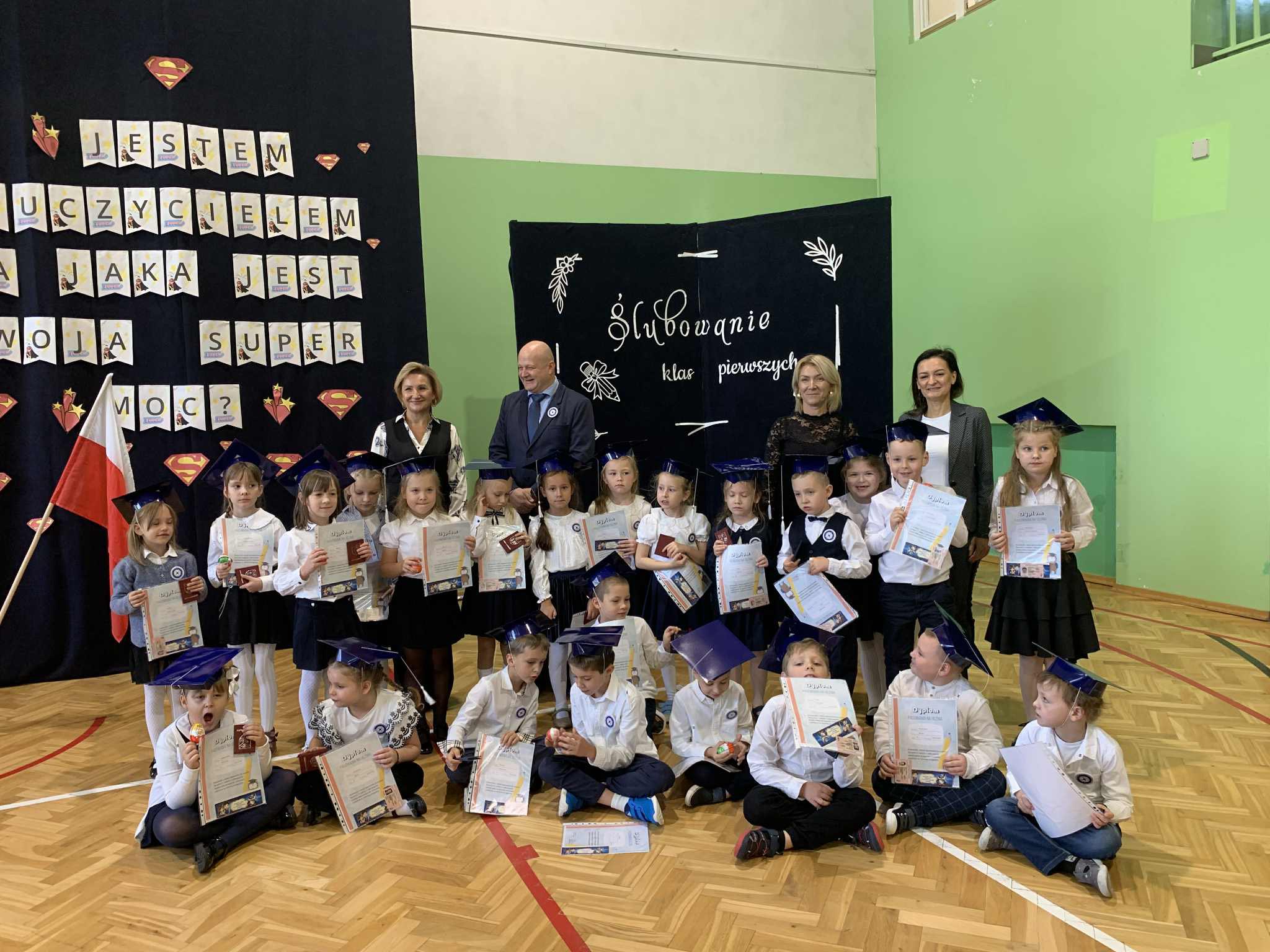 Ślubowanie pierwszoklasistów SP Ostrówek
