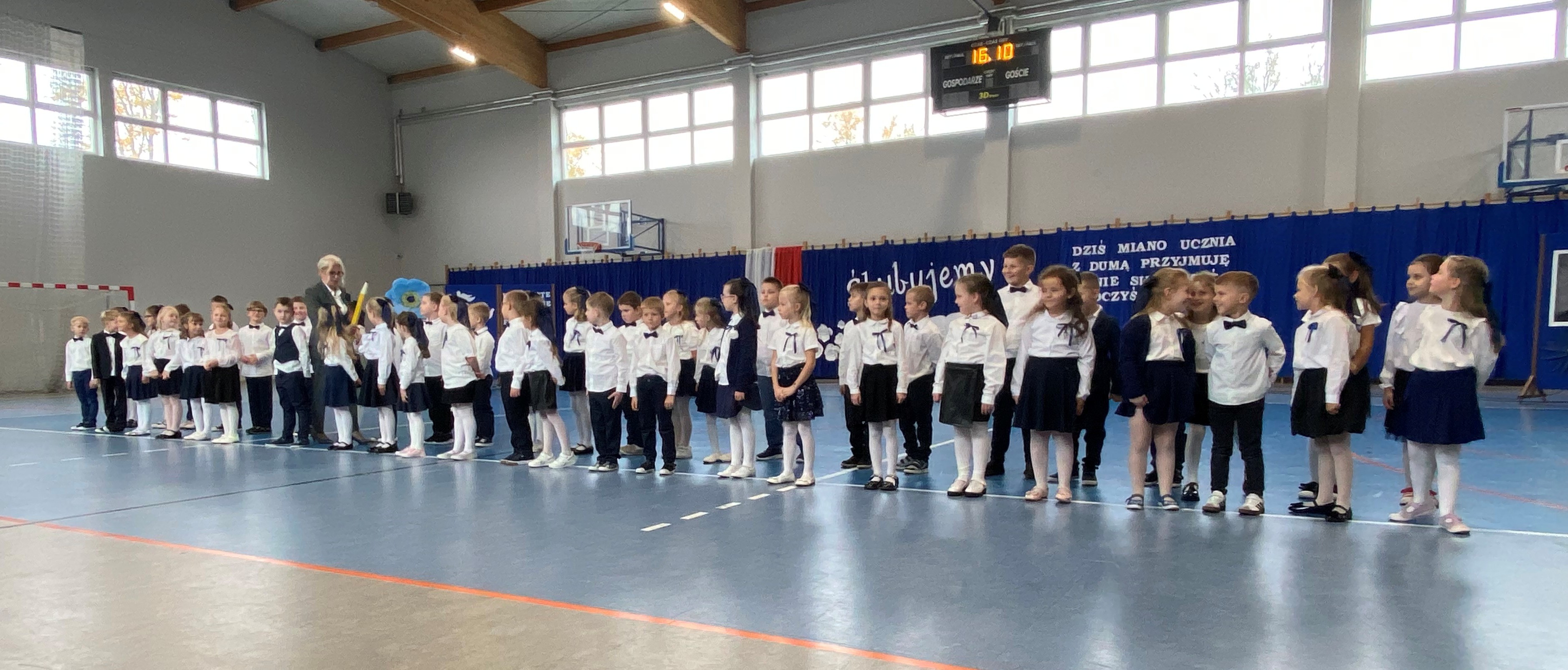 Ślubowanie pierwszoklasistów SP Dobczyn